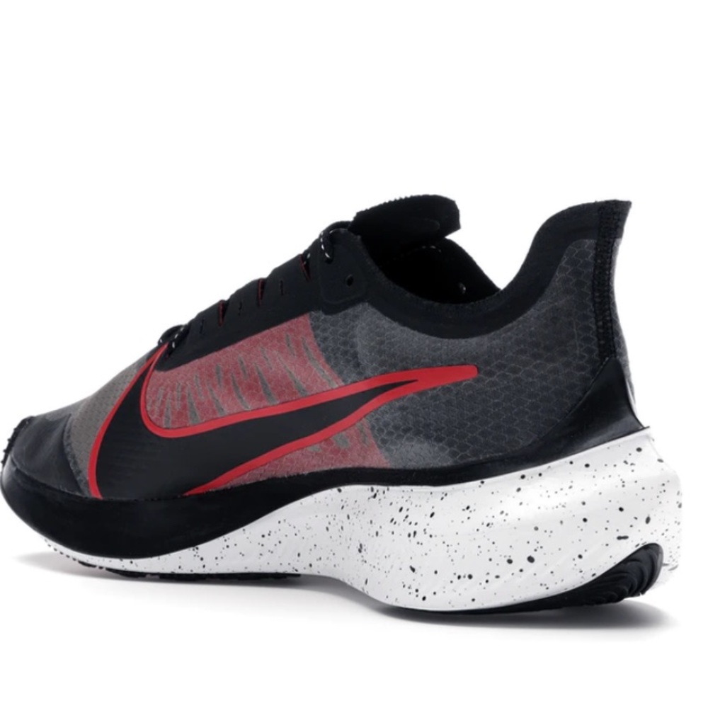 Nike ZOOM gravity running shoes